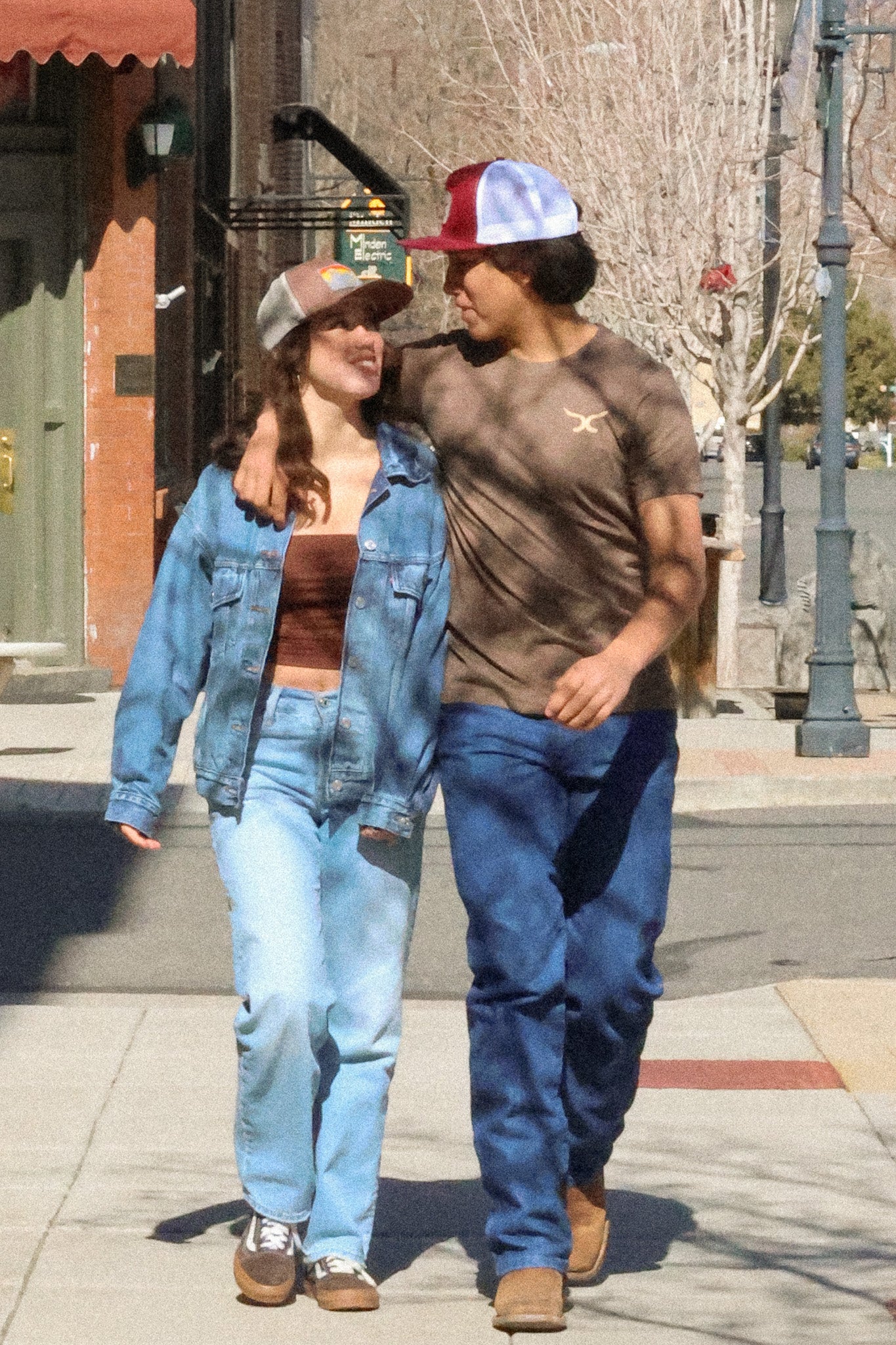 Cowboy Hat Brown T-Shirt - Unisex